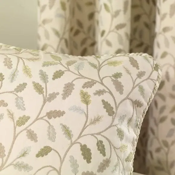 Cushion with Tassels - Green, Polyester