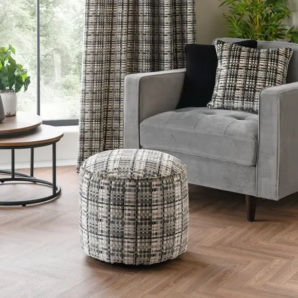 Cut Velvet Pouffe with Zip Opening - Black image