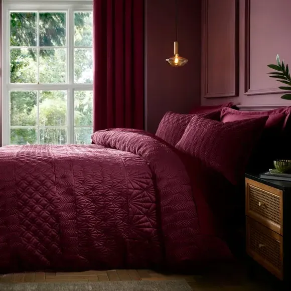 Deco Duvet Cover & Pillowcase Set - Raspberry, Polyester