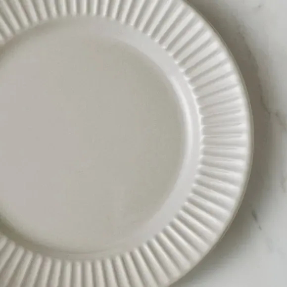 Dinner Plate with Ribbed Edge - Grey, Stoneware