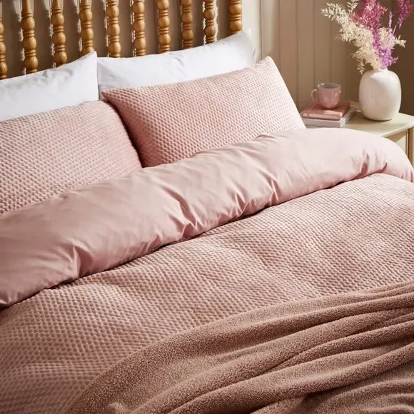 Ditsy Dot Duvet Cover Set - Rose, Polyester