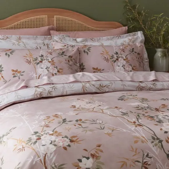 Duvet Cover Set with Floral Design - Pink Blush