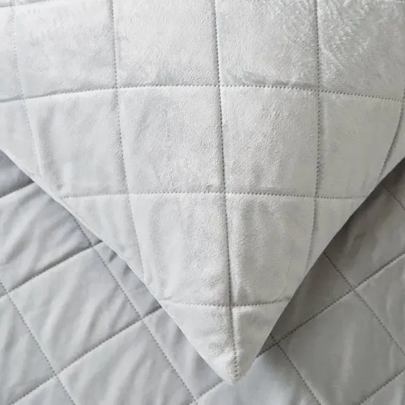 Duvet Cover Set with Pinsonic Design - Grey