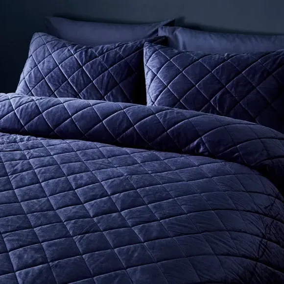 Duvet Cover Set with Pinsonic Design - Navy