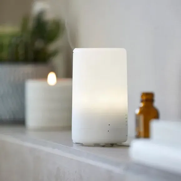 Electronic Diffuser with USB Cord - White