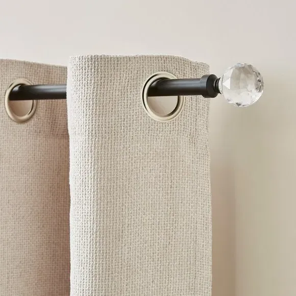 Extendable Curtain Pole with Crystal Ball - Black