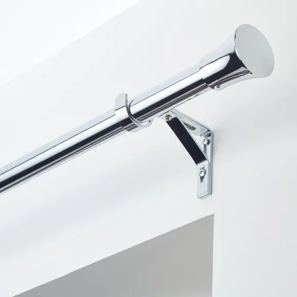 Extendable Curtain Pole with Eyelets - Chrome