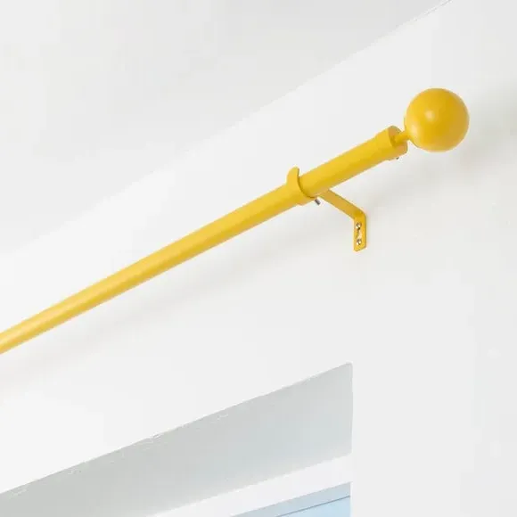 Extendable Curtain Pole with Eyelets - Sunshine