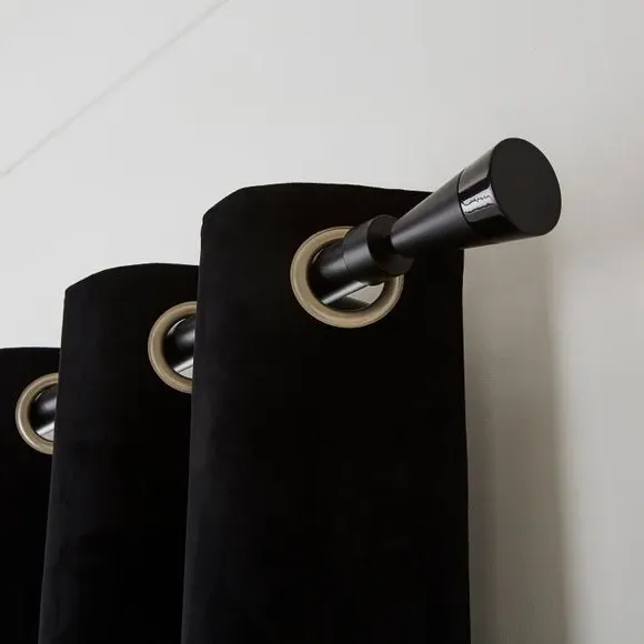 Extendable Curtain Pole with Flute Finial - Black