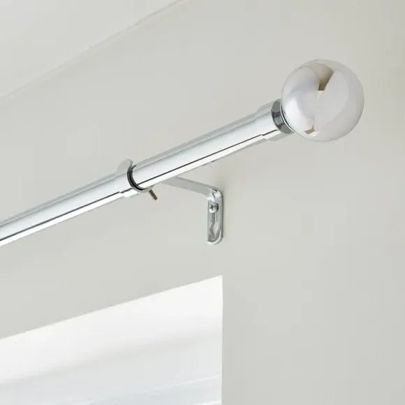 Extendable Curtain Pole with Globe Finial - Chrome