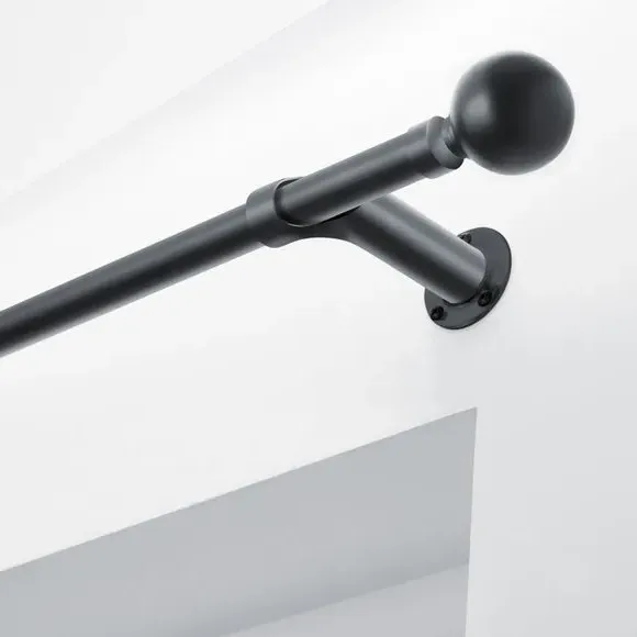 Extendable Curtain Pole with Light Block - Black