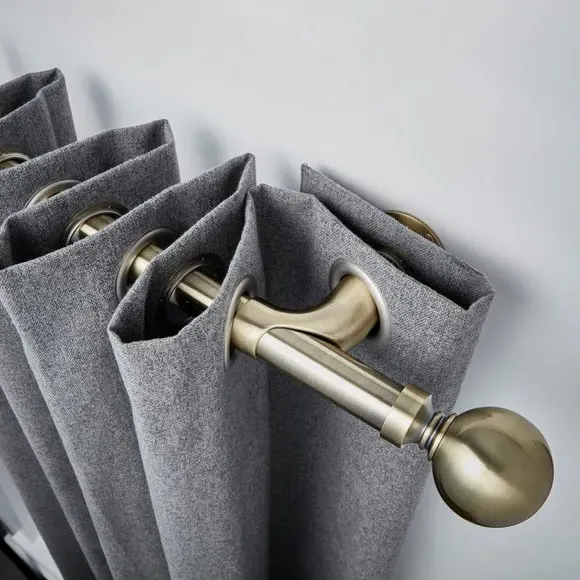 Extendable Curtain Pole with Light Block - Brass