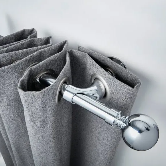 Extendable Curtain Pole with Light Block - Chrome