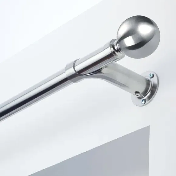 Extendable Curtain Pole with Light Block - Steel