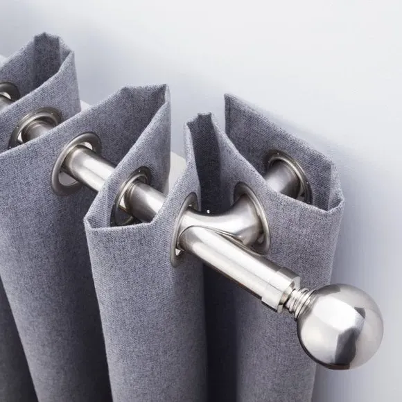 Extendable Curtain Pole with Light Block - Steel
