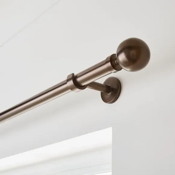 Extendable Eyelet Curtain Pole - Bronze, Metal