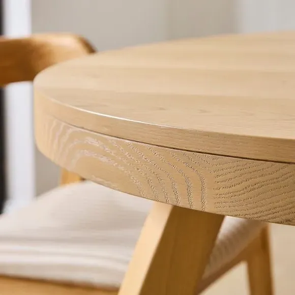 Extendable Round Dining Table - Oak Wood