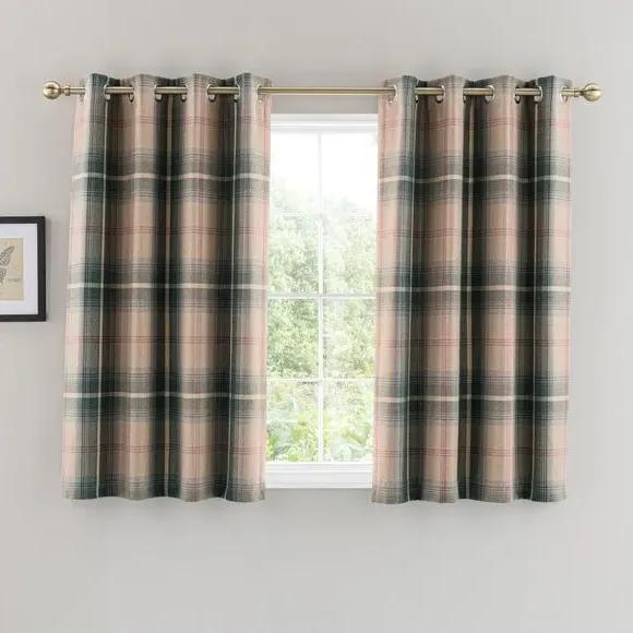 Eyelet Curtains with Check Pattern - Green