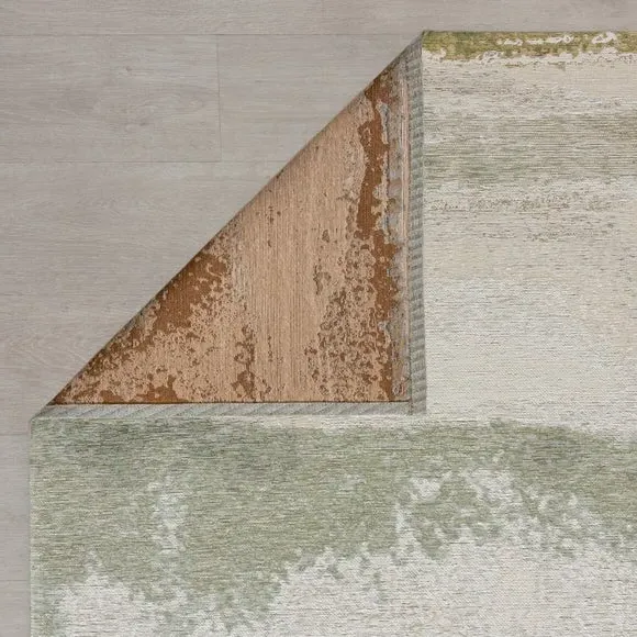 Flat Weave Rug Distressed Design - Green