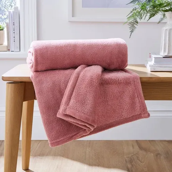 Fleece Throw Blanket - Rose, Polyester