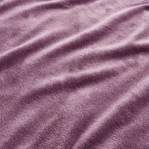 Fleece Throw Blanket - Thistle, Polyester