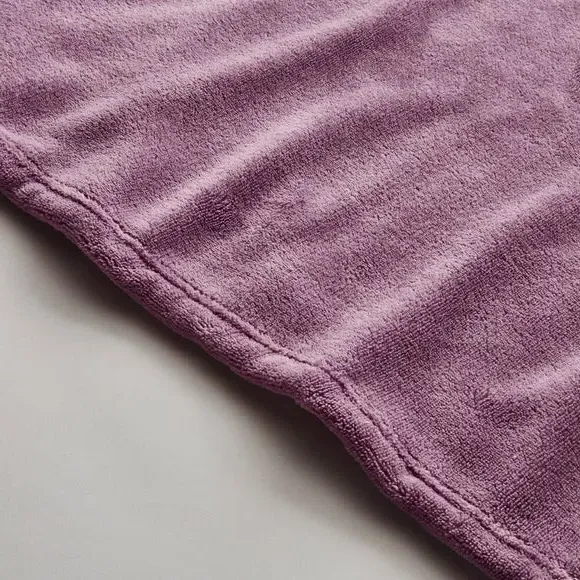 Fleece Throw Blanket - Thistle, Polyester