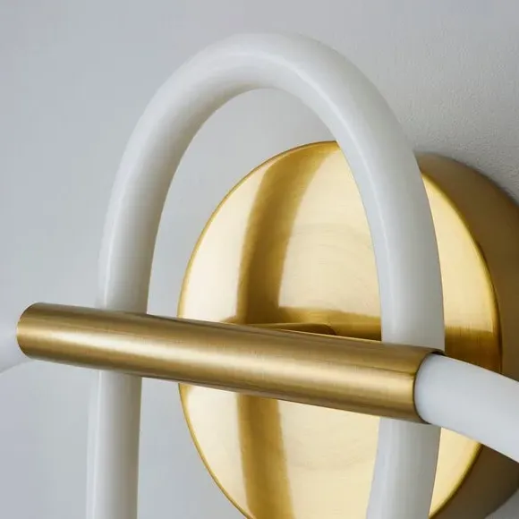 Flexi LED Wall Light - Gold, Metal