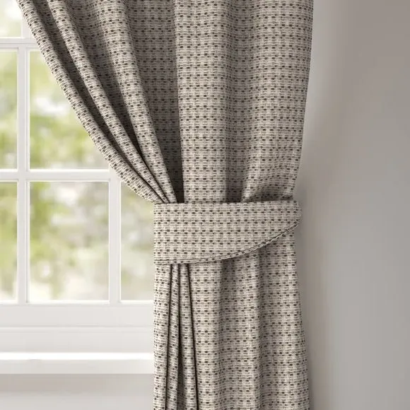Floral Curtain Tieback - Dove