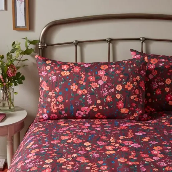 Floral Duvet Cover Set - Burgundy, Polycotton