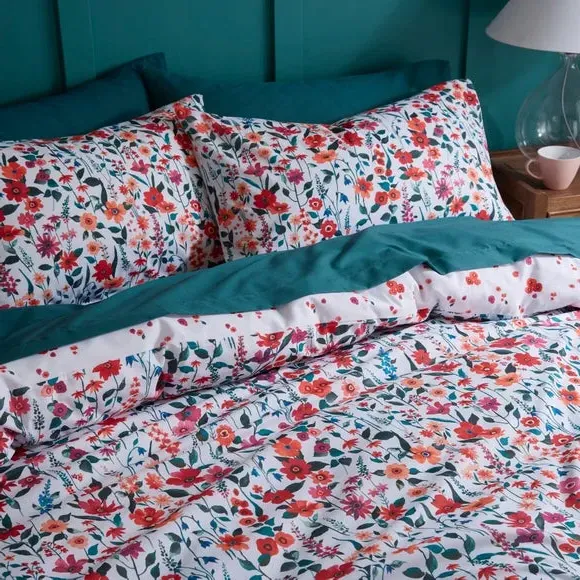 Floral Duvet Cover Set - Red, Polycotton