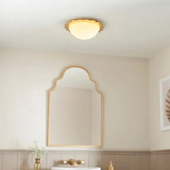Flush Ceiling Light with Scalloped Edge - Gold