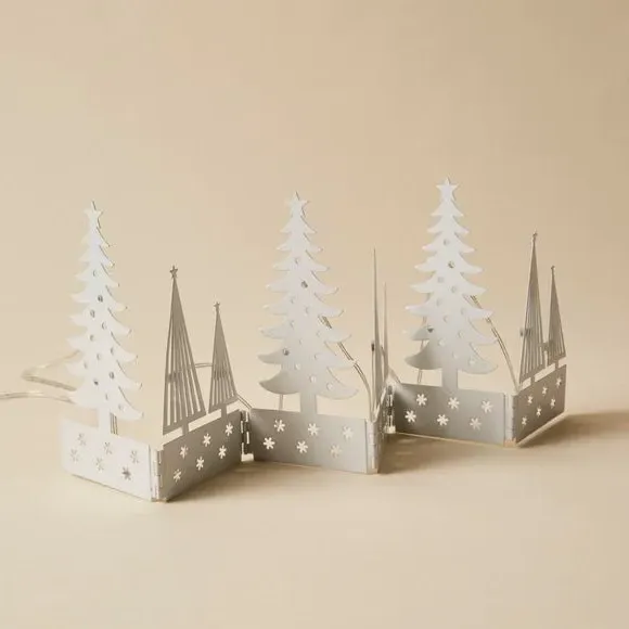 Folding Snow Scene Light - White, Metal