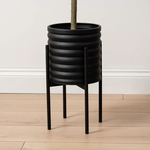 Footed Plant Pot with Ribbed Design - Black, Metal