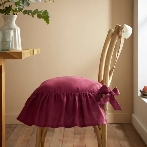 Frill Seat Pad with Ties - Berry, Cotton