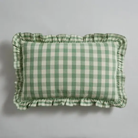 Frilled Cushion with Gingham Pattern - Green