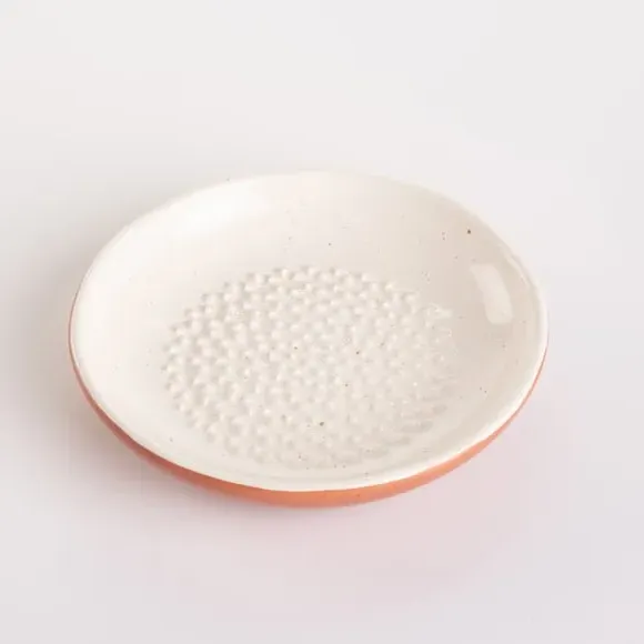 Garlic Grater Plate - Cream, Stoneware