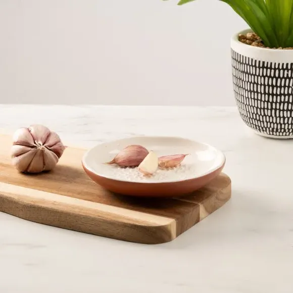 Garlic Grater Plate - Cream, Stoneware