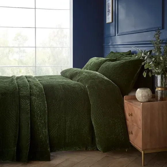 Geo Bedspread with Velvet Finish - Olive