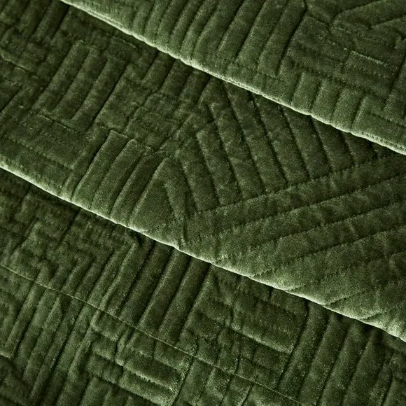 Geo Bedspread with Velvet Finish - Olive