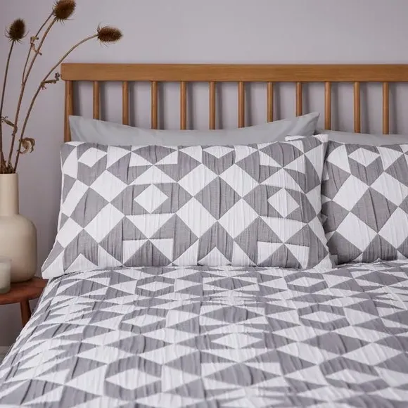 Geo Duvet Cover & Pillowcase Set - Grey