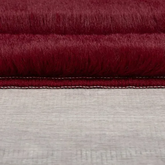 Geometric Arch Rug with Faux Fur - Mulberry