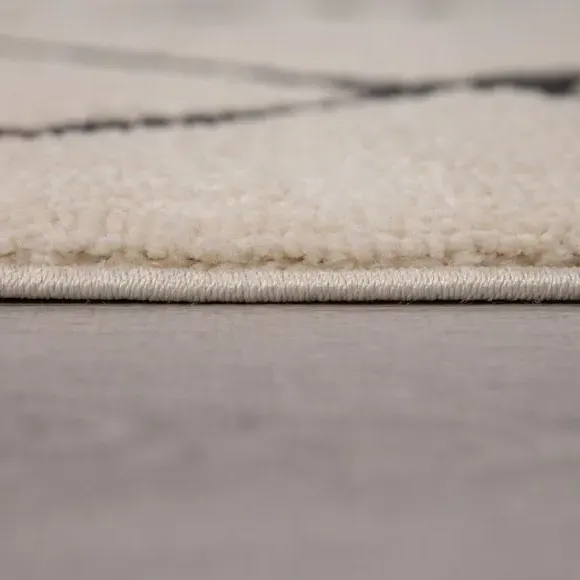 Geometric Berber Rug with Shaggy Pile - Cream, Wool