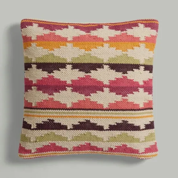 Geometric Cushion with Zip Closure - Pink, Cotton