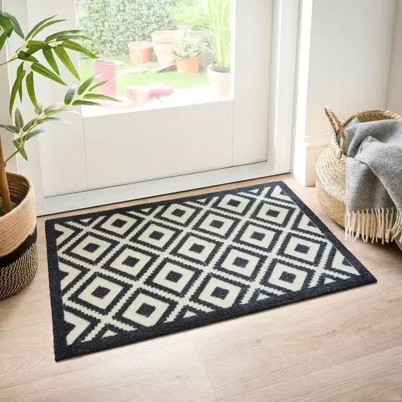 Geometric Doormat Washable - Black/White image