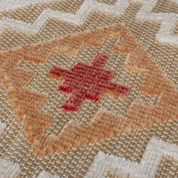Geometric Indoor Outdoor Rug - Natural, Polypropylene