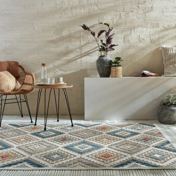 Geometric Indoor Outdoor Rug - Natural, Polypropylene image