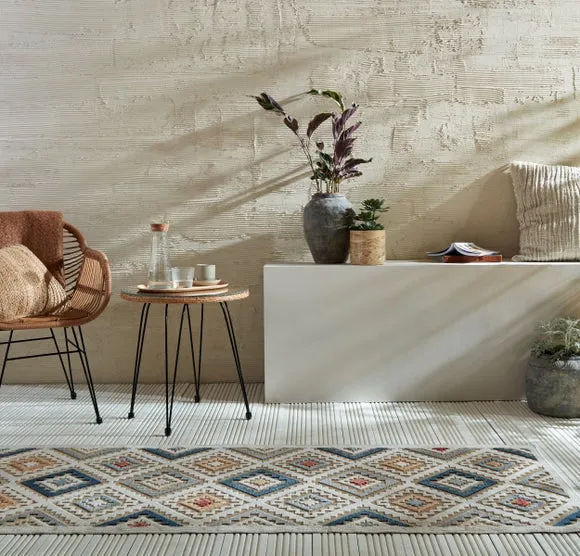 Geometric Indoor Outdoor Runner - Natural image
