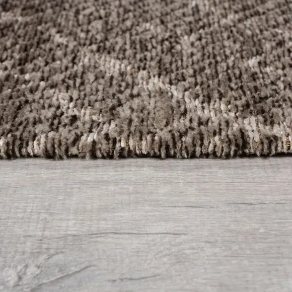 Geometric Rug with High-Low Texture - Natural