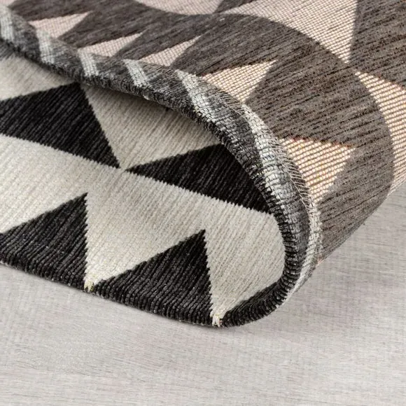 Geometric Runner Rug - Monochrome, Polyester