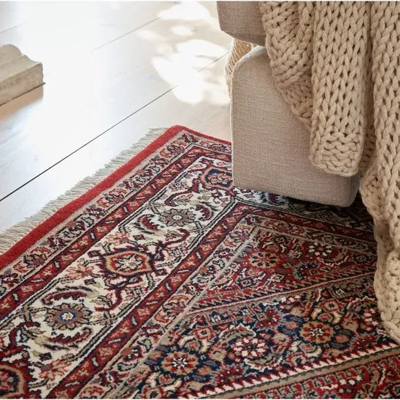 Hand-Knotted Persian Rug - Red, Wool